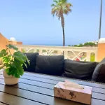 Palm Vista 아파트 아데제