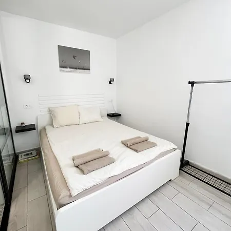 Palm Vista 아파트 아데제